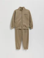 Bluzy dla chłopców - Reserved - Dzianinowy komplet z bawełną - brązowy - miniaturka - grafika 1