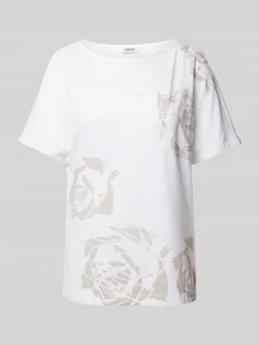 Koszulki i topy damskie - T-shirt z kwiatowym wzorem - grafika 1