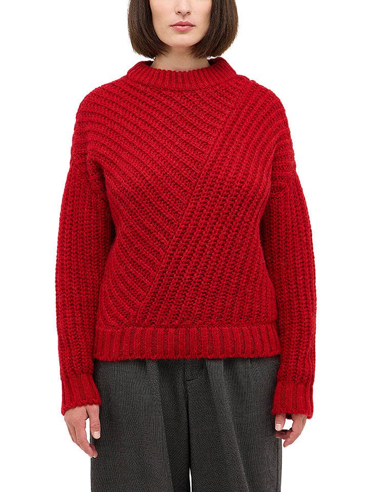 Mustang Sweter w kolorze czerwonym