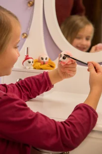 Flockies Figurka Żyrafa Gina FLO0114 - Figurki dla dzieci - miniaturka - grafika 12