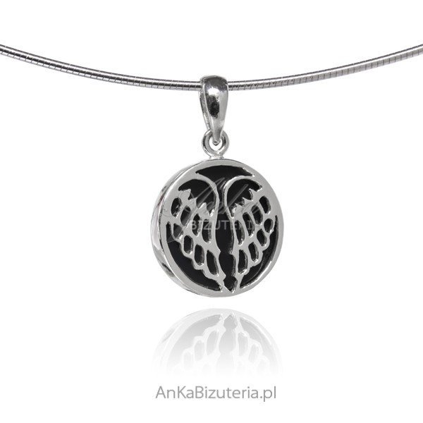 ankabizuteria.pl Zawieszka srebrna WINGS na czarnym onyksie