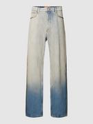 Spodnie męskie - Jeansy o kroju baggy fit z detalem z logo - miniaturka - grafika 1