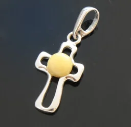 Srebrny krzyżyk z bursztynem - Biżuteria religijna - miniaturka - grafika 1