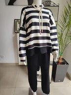 Dresy damskie - Masełkowy dres oversize z kapturem - paski czarny One size - miniaturka - grafika 1