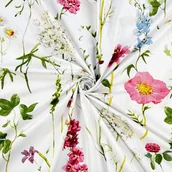 Pasmanteria - Tkanina bawełniana kwiaty polne duże na białym tle - miniaturka - grafika 1