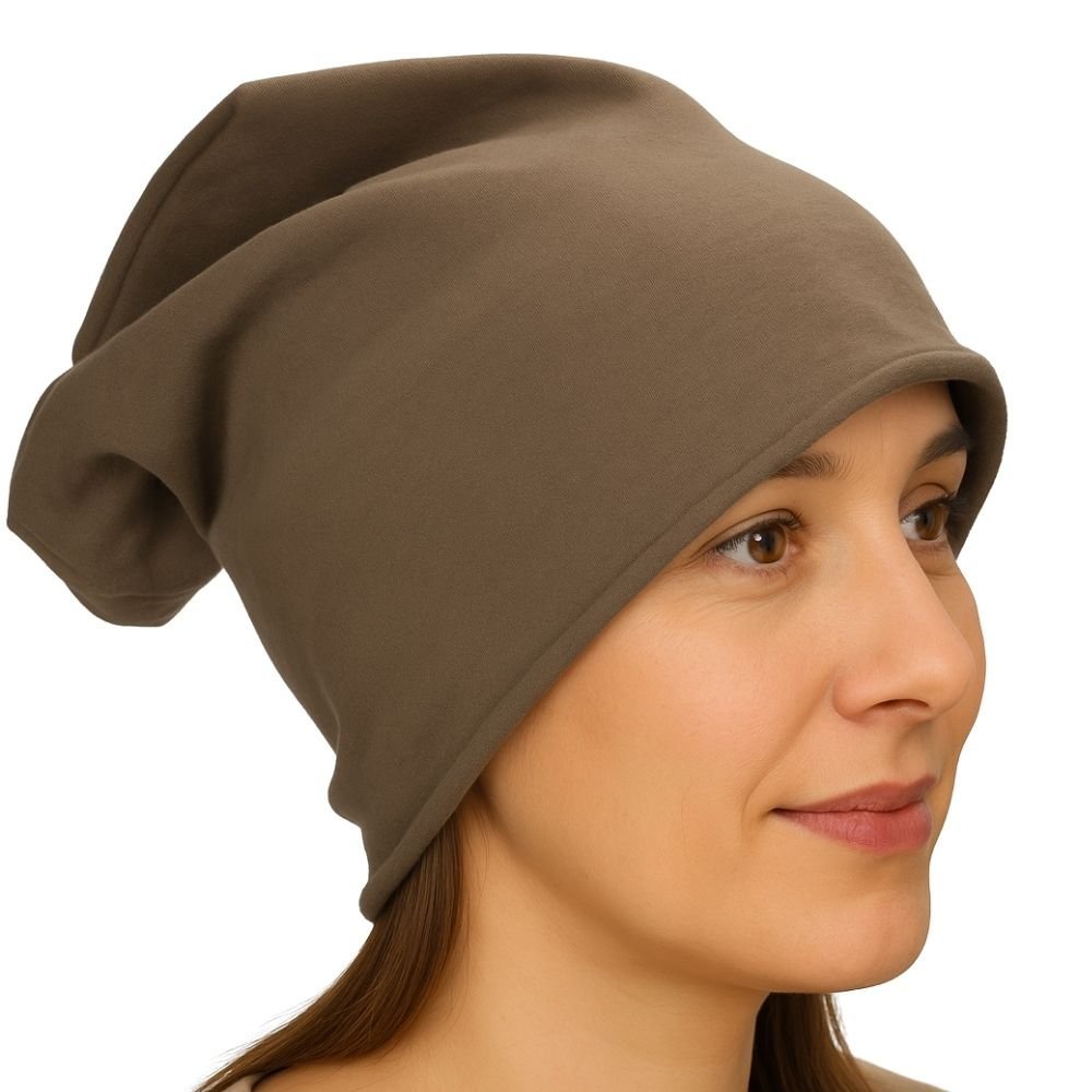 Czapka damska Beanie włoska cienka smerfetka jednolita chłodno beżowa