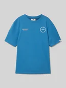 Koszulki dla chłopców - T-shirt z nadrukiem z logo i wyhaftowanym logo - miniaturka - grafika 1