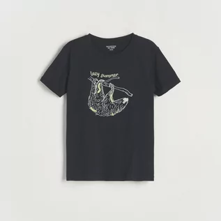 Koszulki dla chłopców - Reserved - T-shirt oversize z nadrukiem - Czarny - grafika 1