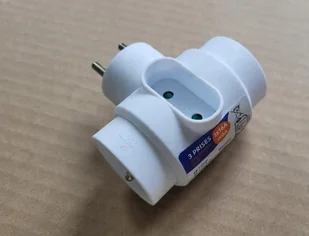 rozgałęźnik - Gniazdo wielokrotne - Wtyczka Triplelite - 3 gniazda - Gniazdka elektryczne - miniaturka - grafika 1