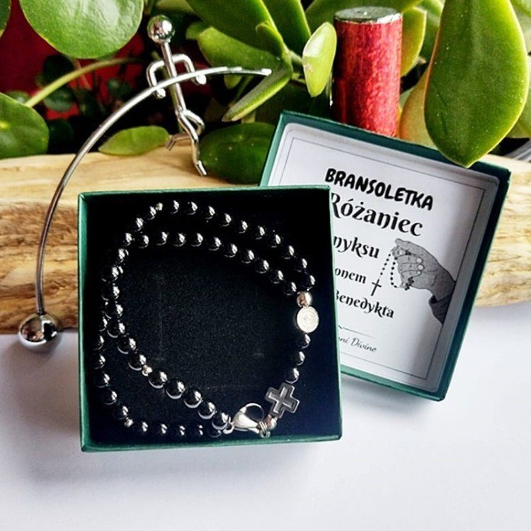 Bransoletka Męska Różaniec z ONYKSU z Medalionem św. Benedykta – Siła Wiary na Twoim Nadgarstku/GiovanniDivine