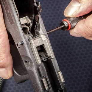 Real Avid - Przyrząd 2-in-1 Tool do pistoletów Glock - AVGLOCK21 - Konserwacja broni - miniaturka - grafika 5