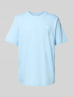 T-shirt z wyhaftowanym logo i okrągłym dekoltem - Koszulki męskie - miniaturka - grafika 1