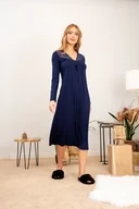 Piżamy damskie - Koszula nocna midi z koronkowym dekoltem - granat - miniaturka - grafika 1
