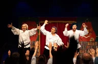 Czasopisma - Voucher do Teatru „Scena Współczesna” dla dwojga - miniaturka - grafika 1