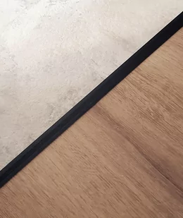 200 x 2 x 0,1 cm Minileiste - (czarny) - Minimalistyczna listwa aluminiowa łączeniowa międzypodłogowa UL20X5-03 - Listwy przypodłogowe - miniaturka - grafika 1