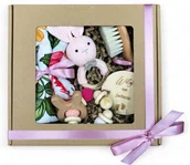 Grzechotki dla dzieci - Prezent z okazji narodzin dziecka dla dziewczynki, różowy box prezentowy - miniaturka - grafika 1