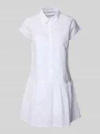 Sukienki - Sukienka koszulowa mini o kroju regular fit z haftami - miniaturka - grafika 1