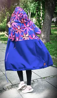 Bluzy damskie - agagu KWIATY długa bluza oversize z łączonych tkanin - grafika 1