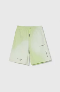 Spodnie i spodenki dla chłopców - Calvin Klein Jeans szorty bawełniane dziecięce kolor zielony - grafika 1
