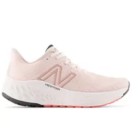 Buty sportowe damskie - Buty New Balance Fresh Foam Vongo v5 WVNGOCP5 - różowe - miniaturka - grafika 1