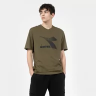 Koszulki sportowe męskie - Męski t-shirt z nadrukiem DIADORA SS DRIFT - oliwkowy/khaki - miniaturka - grafika 1