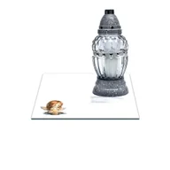 Lampiony i znicze - SZKLANA PODSTAWKA POD ZNICZE Z DEDYKACJĄ 30x30cm 554f Aniołek na białym tle - miniaturka - grafika 1