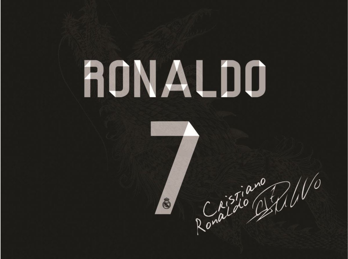 PODKŁADKA POD MYSZ Nadruk 22x18 cm Cristiano Ronaldo Autograf Tekst Prezent