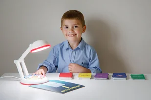 LISCIANI Hi-Tech Moja lampka edukacyjna - Mały naukowiec - miniaturka - grafika 11