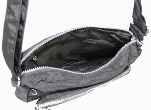 Stylowa Lekka Materiałowa Torba Pozioma Średnia Na Ramię Bag Street NR 2223 CZARNY - Gadżety dla niej i dla niego Stylowa Lekka Materiałowa Torba Pozioma Średnia Na Ramię Bag Street NR 2223 CZARNY - Gadżety dla niej i dla niego - miniaturka - grafika 7