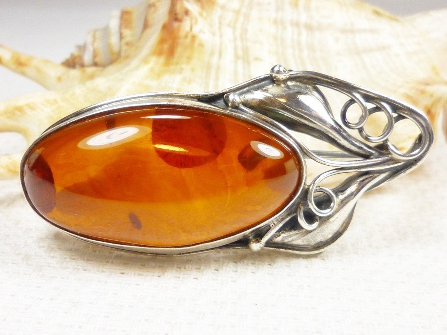 Broszka srebrna z bursztynem, handmade 410-181