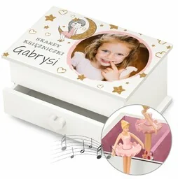 Szkatułka na biżuterię z pozytywką i szufladką ze zdjęciem dla dziewczynki na imieniny - Pozytywki dla dzieci Szkatułka na biżuterię z pozytywką i szufladką ze zdjęciem dla dziewczynki na imieniny - Pozytywki dla dzieci - miniaturka - grafika 1