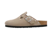Klapki i japonki męskie - Birkenstock Boston Rivet Suede Beige - miniaturka - grafika 1