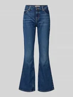 Spodnie damskie - Jeansy z poszerzaną nogawką i detalem z logo - miniaturka - grafika 1