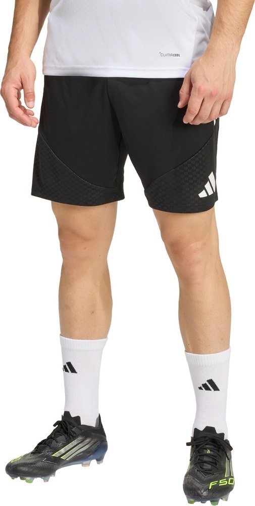 Adidas Spodenki męskie adidas Tiro 26 Competition Training czarne KA7643 L