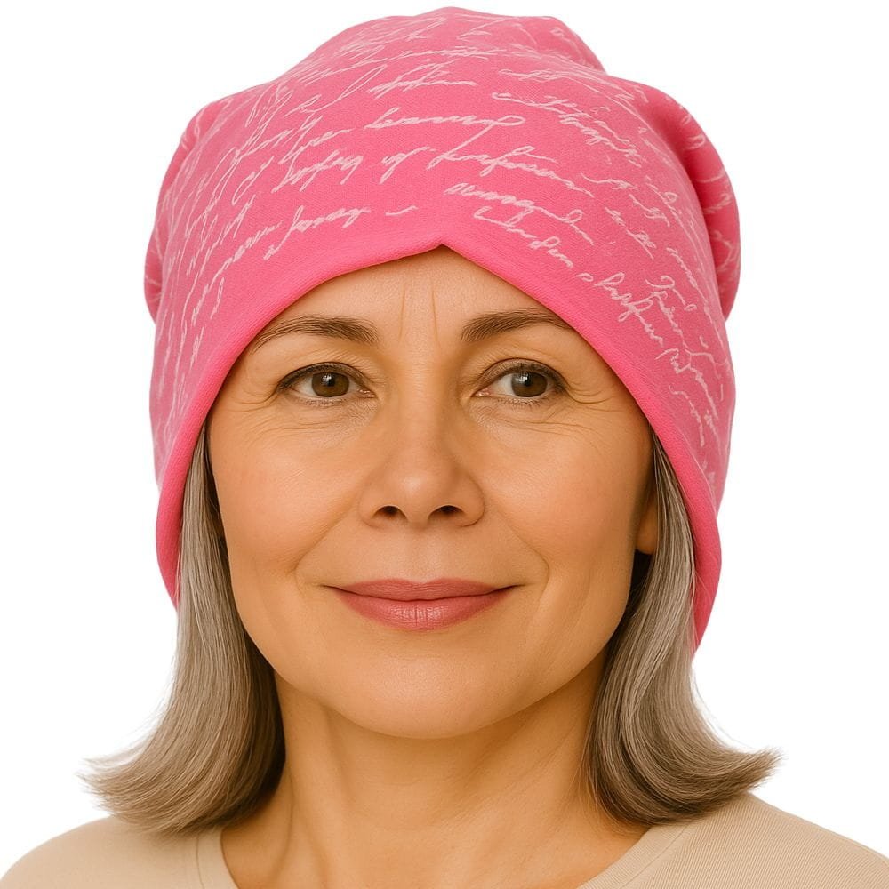Czapka Damska Beanie Włoska Cienka Smerfetka Różowa W Białe Napisy