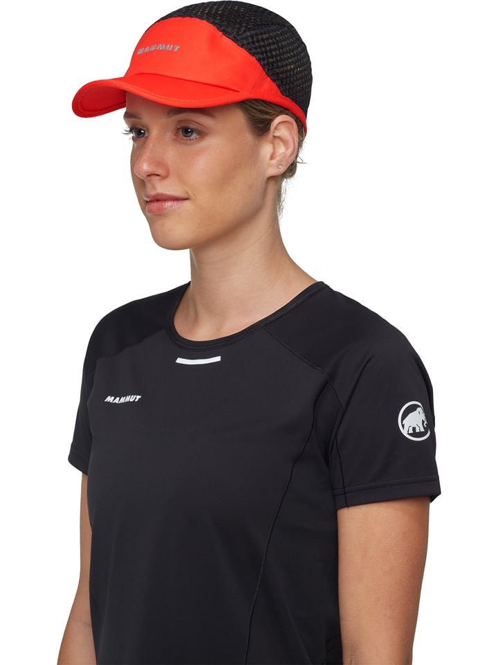 Mammut Czapka w kolorze czerwono-czarnym
