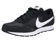 Buty dla chłopców - Nike Chłopcy Md Valiant Sneakersy, Czarny/Biały, 36.5 EU - miniaturka - grafika 1