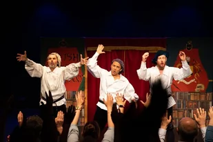 Voucher do Teatru „Scena Współczesna” dla dwojga - Czasopisma - miniaturka - grafika 1