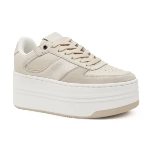 Guess Skórzane sneakersy - Moda i Uroda OUTLET - miniaturka - grafika 1
