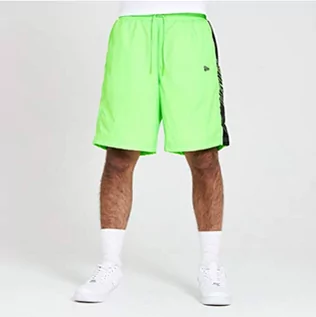 Spodnie męskie - New Era Krótkie spodnie męskie Ne Side Print Short Grs zielony zielony l - grafika 1