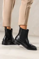 Botki damskie - Czarne botki damskie Sergio Leone na niskim klocku guma w cholewce YG74887 - miniaturka - grafika 1