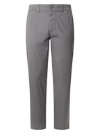 Spodnie męskie - Pepe Jeans Spodnie chino "Poplin" w kolorze szarym - miniaturka - grafika 1