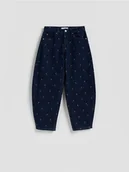 Spodnie damskie - Reserved - Jeansy barrel leg z haftem - granatowy - miniaturka - grafika 1