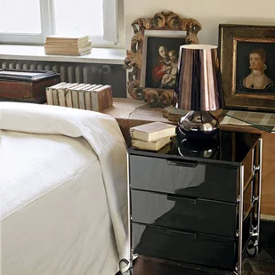 Kartell Cindy lampa stołowa LED, szary metallic - Lampy stojące - miniaturka - grafika 2