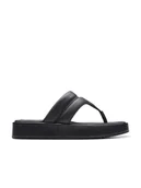 Klapki i japonki damskie - Clarks Skórzane japonki "Alda Walk" w kolorze czarnym - miniaturka - grafika 1