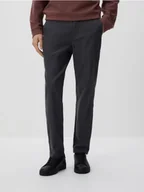 Spodnie męskie - Reserved - Spodnie chino carrot - ciemnoszary - miniaturka - grafika 1