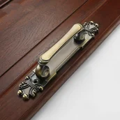 Zawiasy, okucia i inne akcesoria - Zestaw 2 klamek do drzwi z antycznego zielonego brązu, średni rozmiar, kolor antyczny zielony brąz, wymiary 215*35*42 mm - miniaturka - grafika 1