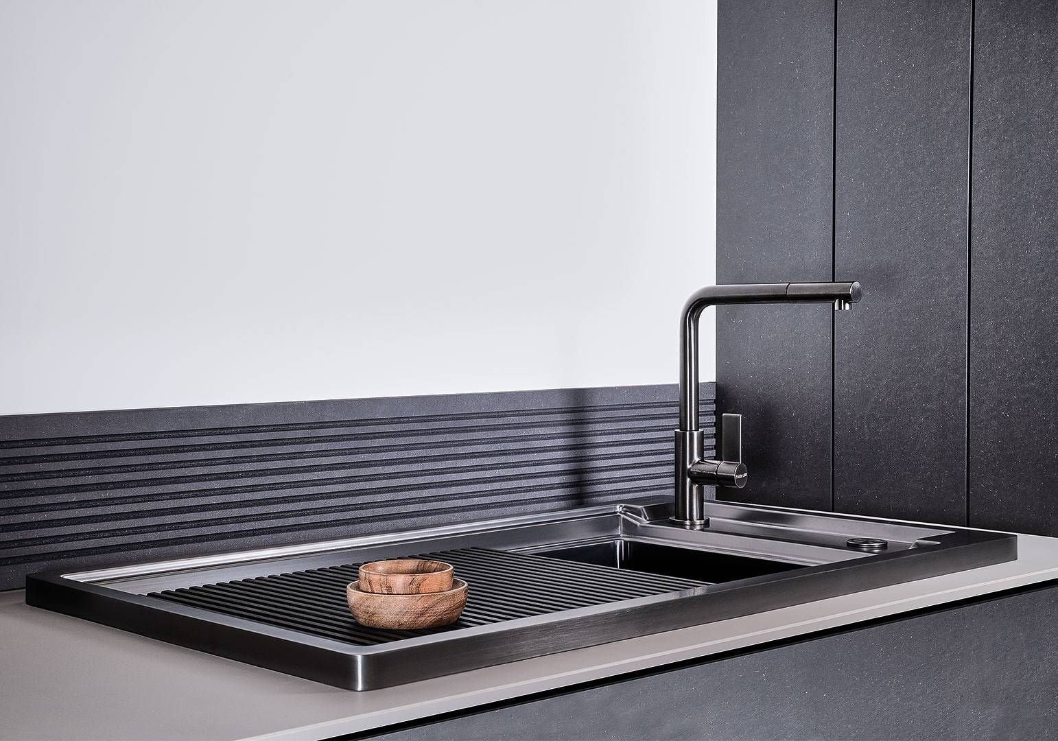Foster Zlewozmywak 6625006 OUTLINE SINK 1B 66x37 H25 GUNMETAL -6625006