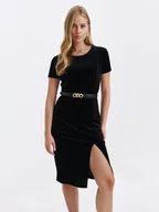 Sukienki - Elegancka czarna sukienka z rozcięciem - miniaturka - grafika 1