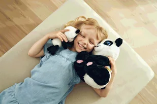 TM Toys Interaktywna Panda Mami i Dziecko BaoBao - Maskotki i pluszaki - miniaturka - grafika 11